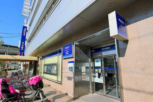 銀行　みずほ銀行 東大阪支店（銀行）まで85m