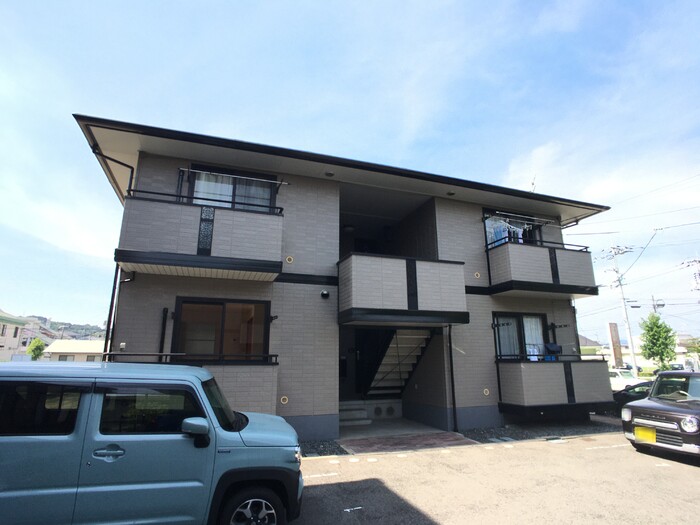 建物外観　外観は落ち着いています