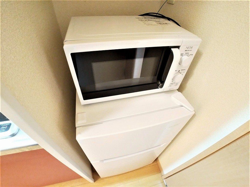 その他設備　レンジと冷蔵庫