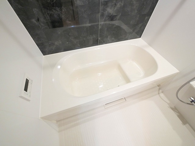 バス・シャワールーム　お風呂です