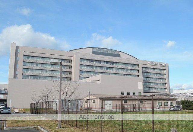 病院　八戸市民病院（病院）まで800m