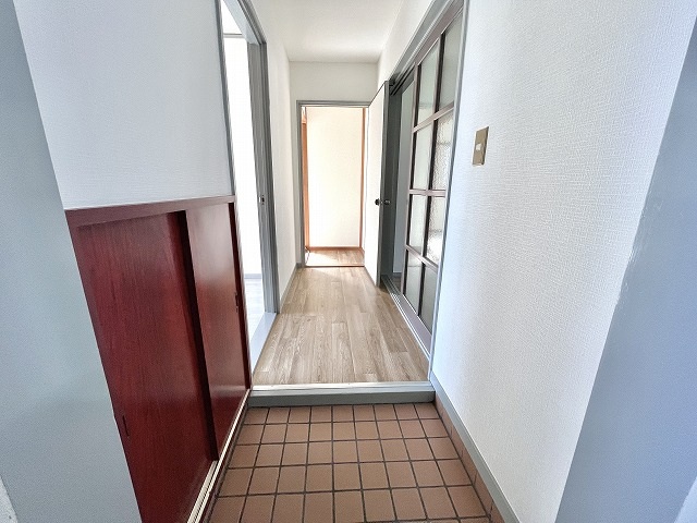 玄関　※同建物・別部屋の写真です
