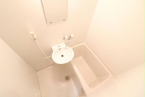 バス・シャワールーム　浴室乾燥機で天気の悪い日でもらくらくお洗濯！