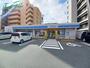 コンビニ　ローソン伊勢岩渕店（コンビニ）まで897m
