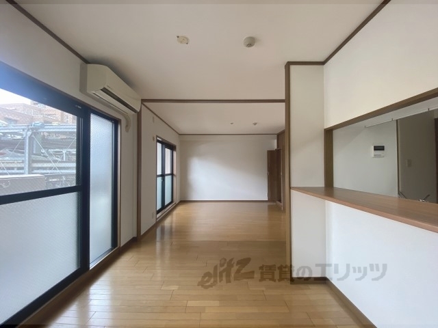 居室・リビング　洋室