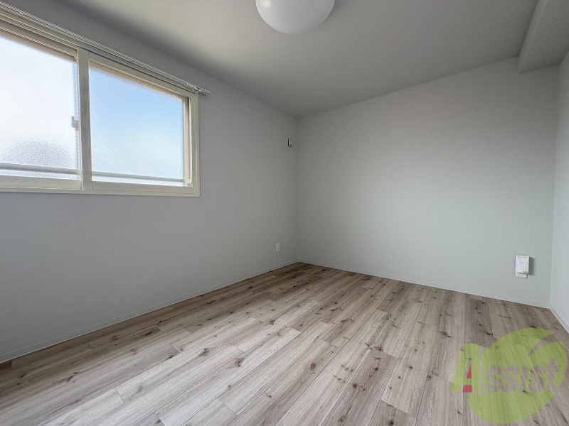 その他部屋・スペース　寝室です。部屋をどう使うかはあなた次第です！