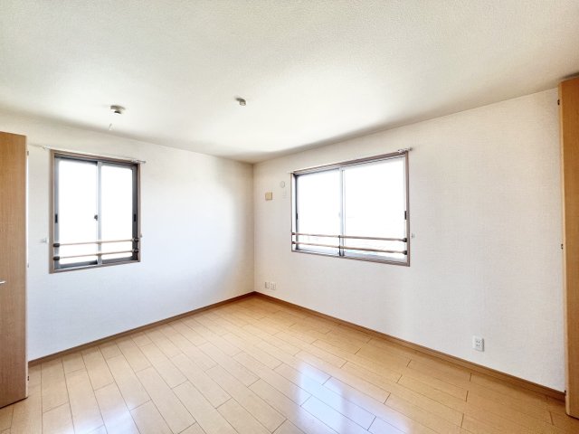 居室・リビング　※別部屋参考写真