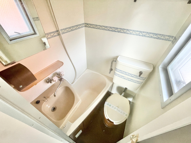 バス・シャワールーム