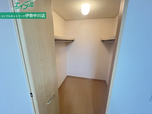 収納　同建物の別部屋写真です