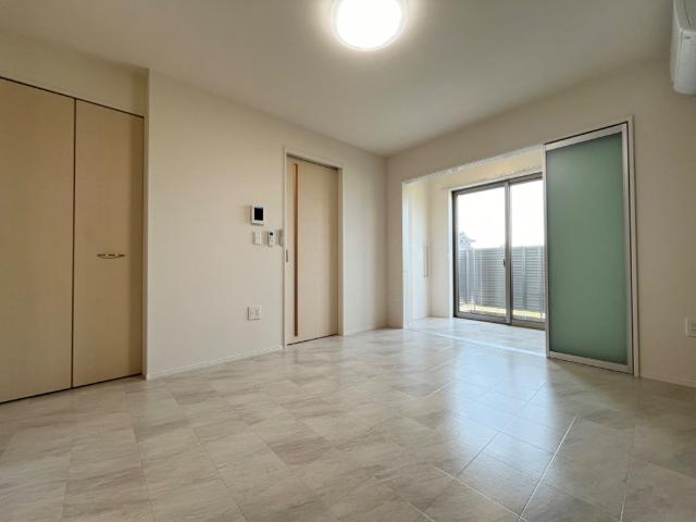 居室・リビング　リビング