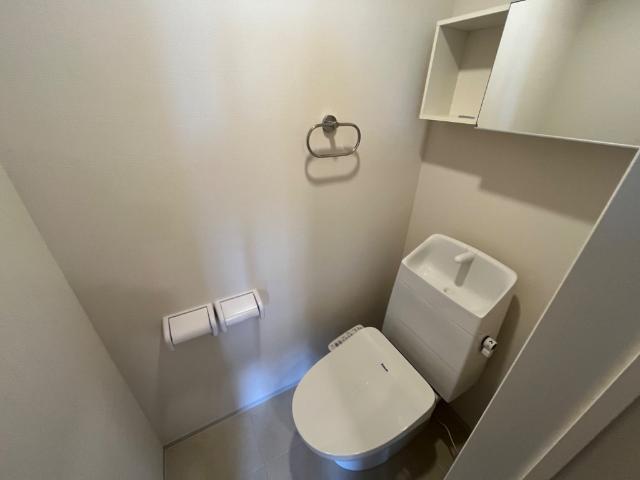 トイレ　シャワー付トイレ