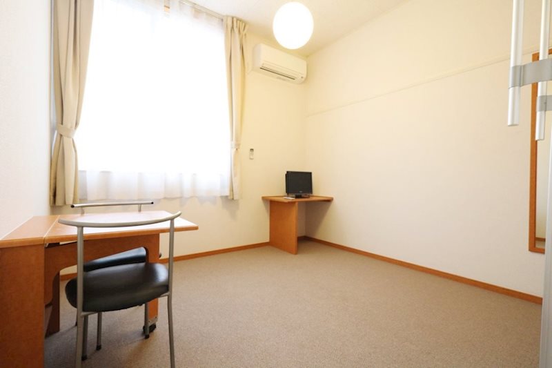 居室・リビング　※別のお部屋の写真です