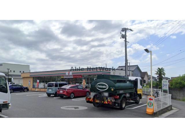 コンビニ　セブンイレブン碧南緑町2丁目店（コンビニ）まで668m