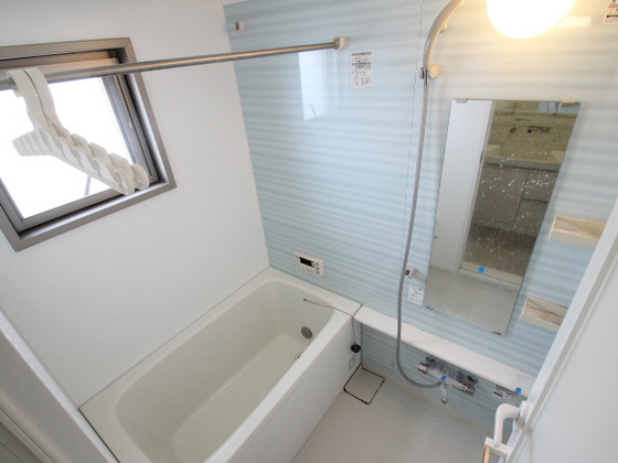 バス・シャワールーム　※掲載写真は同マンション別部屋参考写真となります。