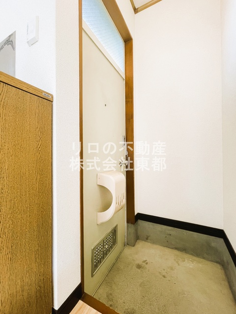 玄関　自然光が入る玄関です♪