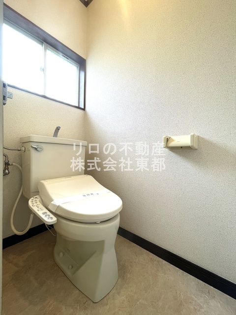 トイレ　洗浄・暖房便座付です！