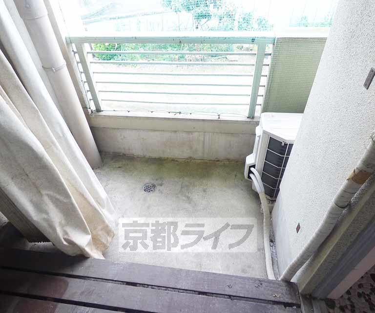 バルコニー　洗濯物も干せます