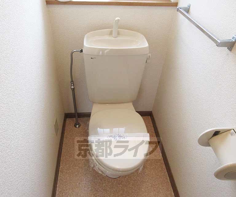 トイレ　ウォシュレットつけれます