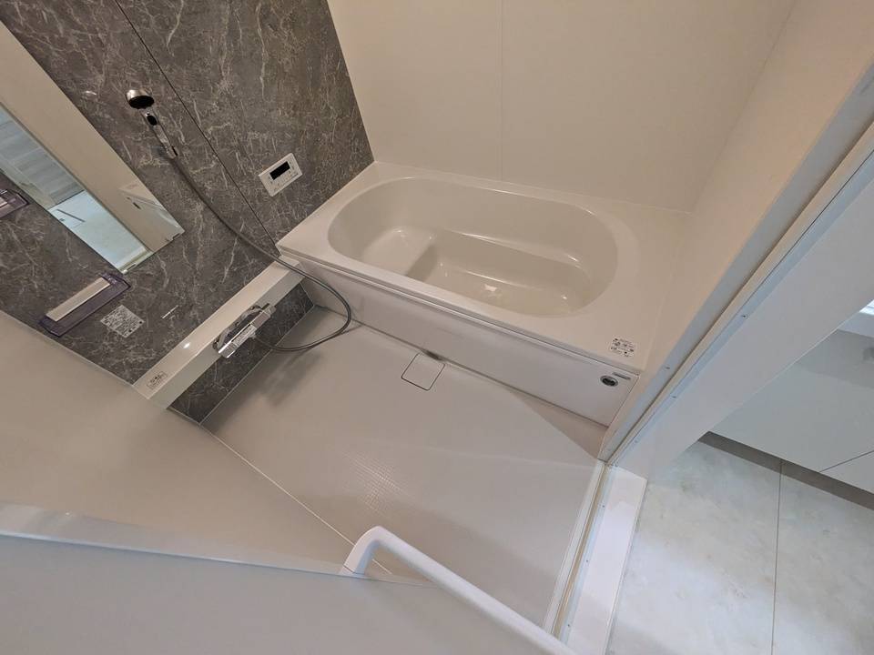 バス・シャワールーム　浴室