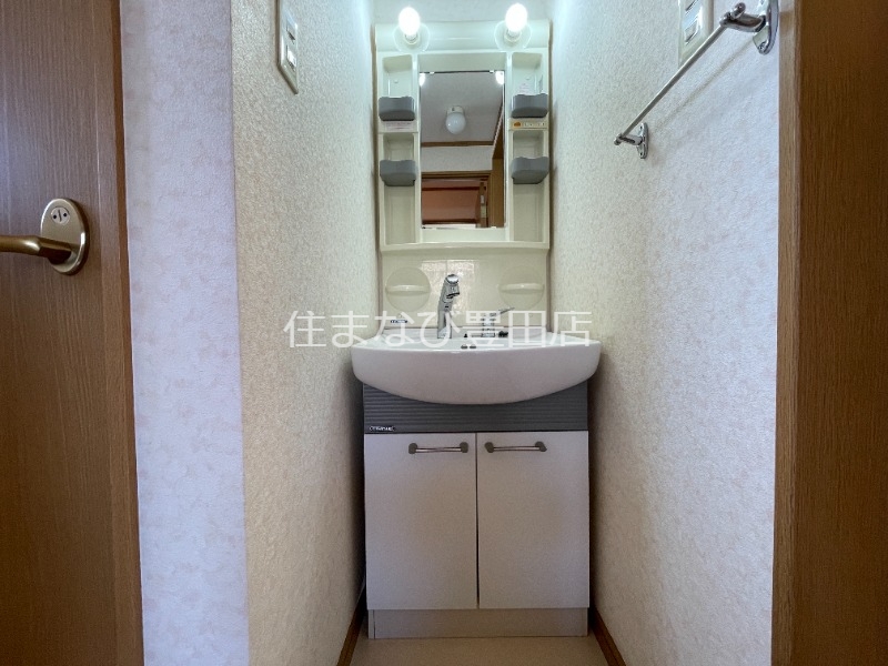 洗面設備　同型別部屋写真