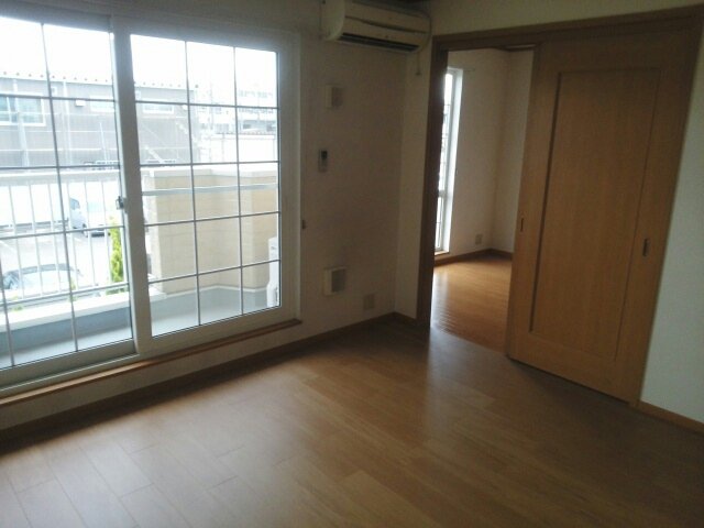 居室・リビング　使いやすい居間です