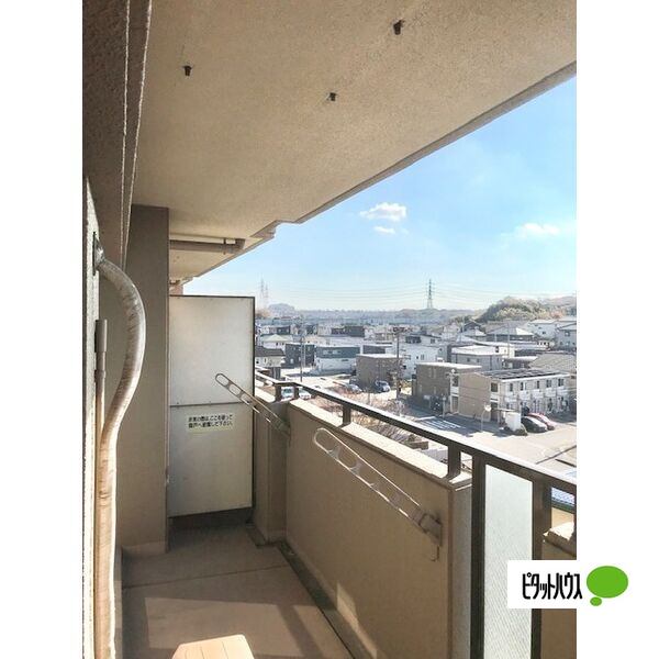 バルコニー　同物件別部屋