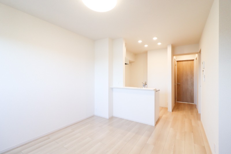 居室・リビング　図面と現状に相違がある場合には現状を優先