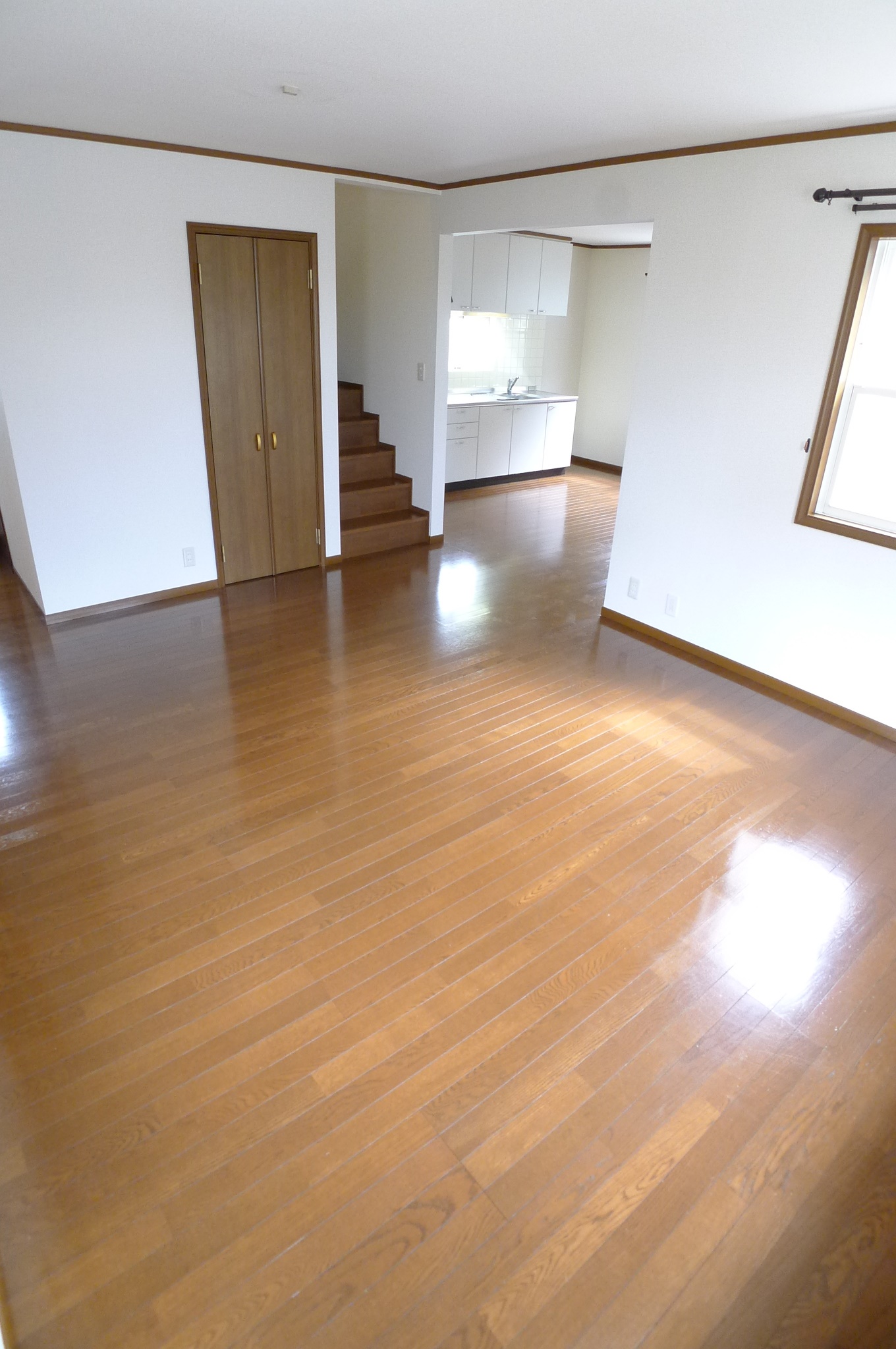 居室・リビング　（写真は同管理会社イメージです。）