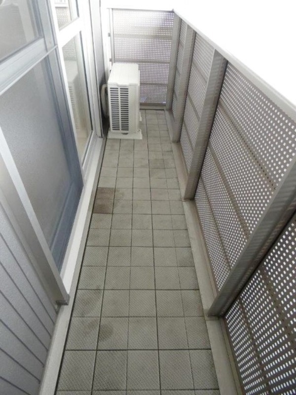 バルコニー　図面と現状に相違がある場合には現状を優先