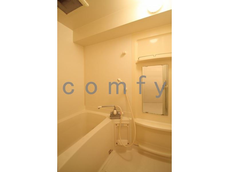 バス・シャワールーム　バス