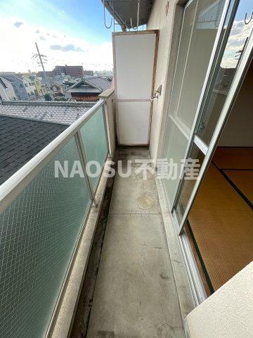 バルコニー　バルコニー付きです