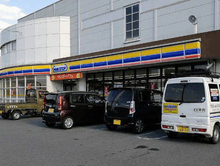 コンビニ　ミニストップ桑名インター店（コンビニ）まで257m