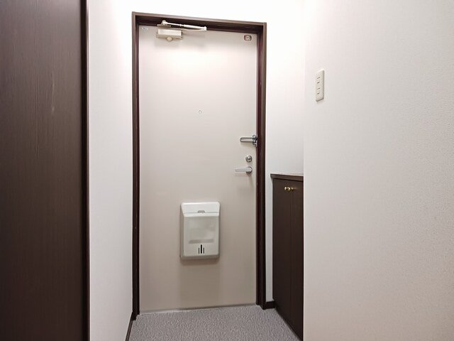 玄関　落ち着いた玄関です