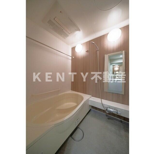 バス・シャワールーム　お風呂です