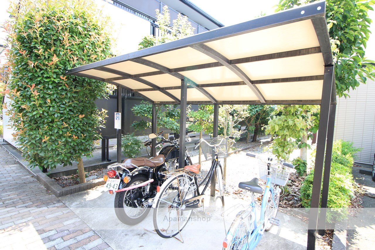 その他共有部分　※別棟の写真です