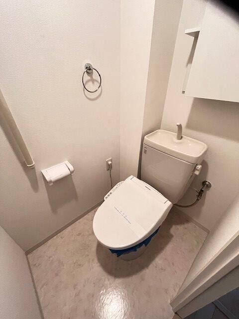 トイレ　清潔感のあるトイレです