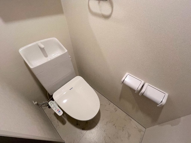 トイレ　イメージ