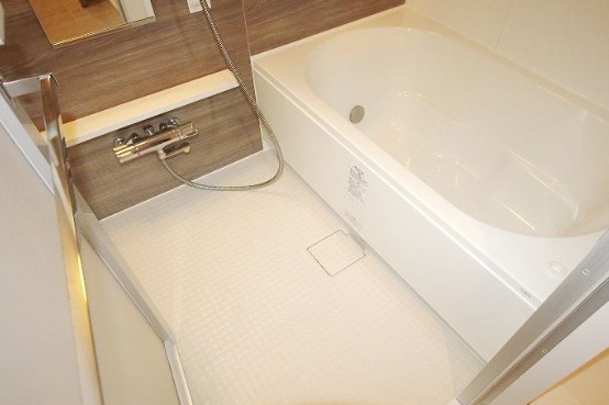 バス・シャワールーム　日々の疲れを癒すお風呂付です