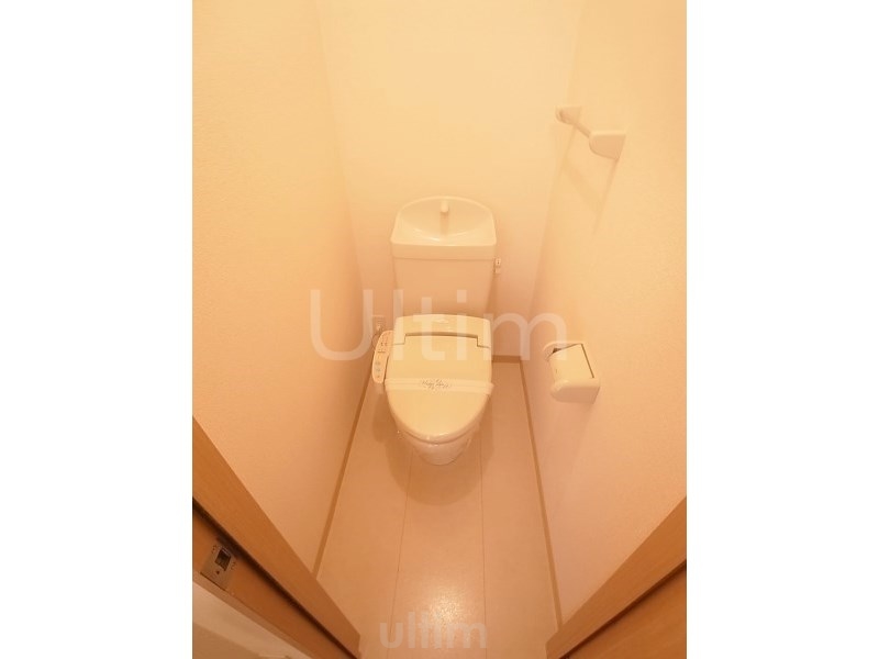 トイレ　ウォシュレット