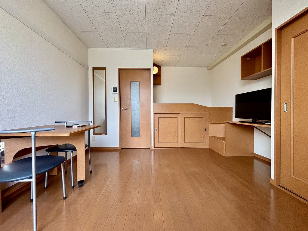 居室・リビング　１階　部屋