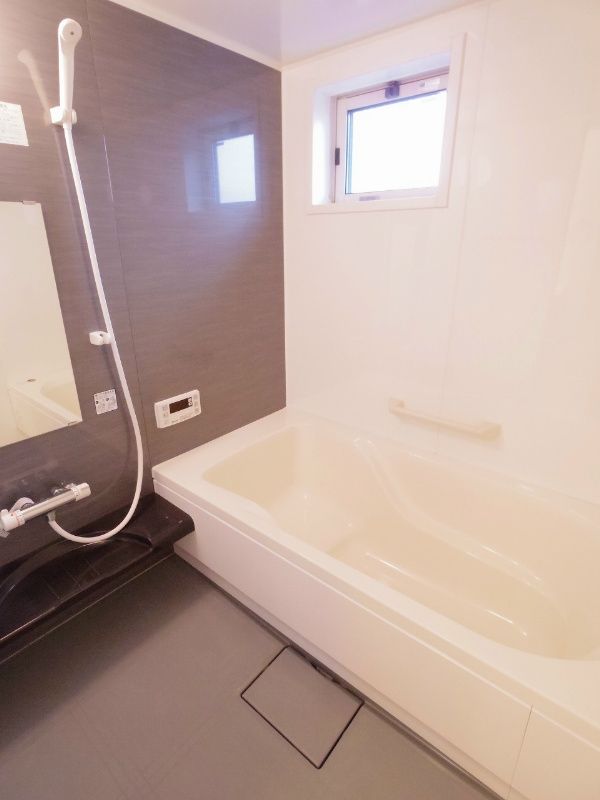 バス・シャワールーム　※同仕様写真です