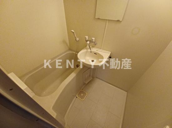 洗面設備　使いやすい洗面所です