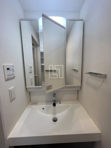 洗面設備　エステムコートディアシティWEST　独立洗面台