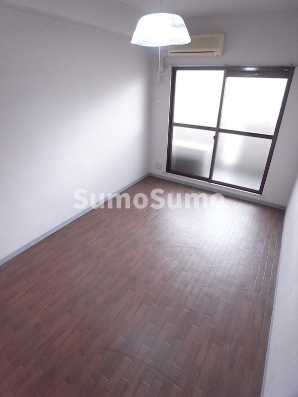 居室・リビング　使いやすい居間です