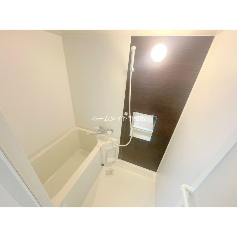 バス・シャワールーム　ゆったりバスルーム♪