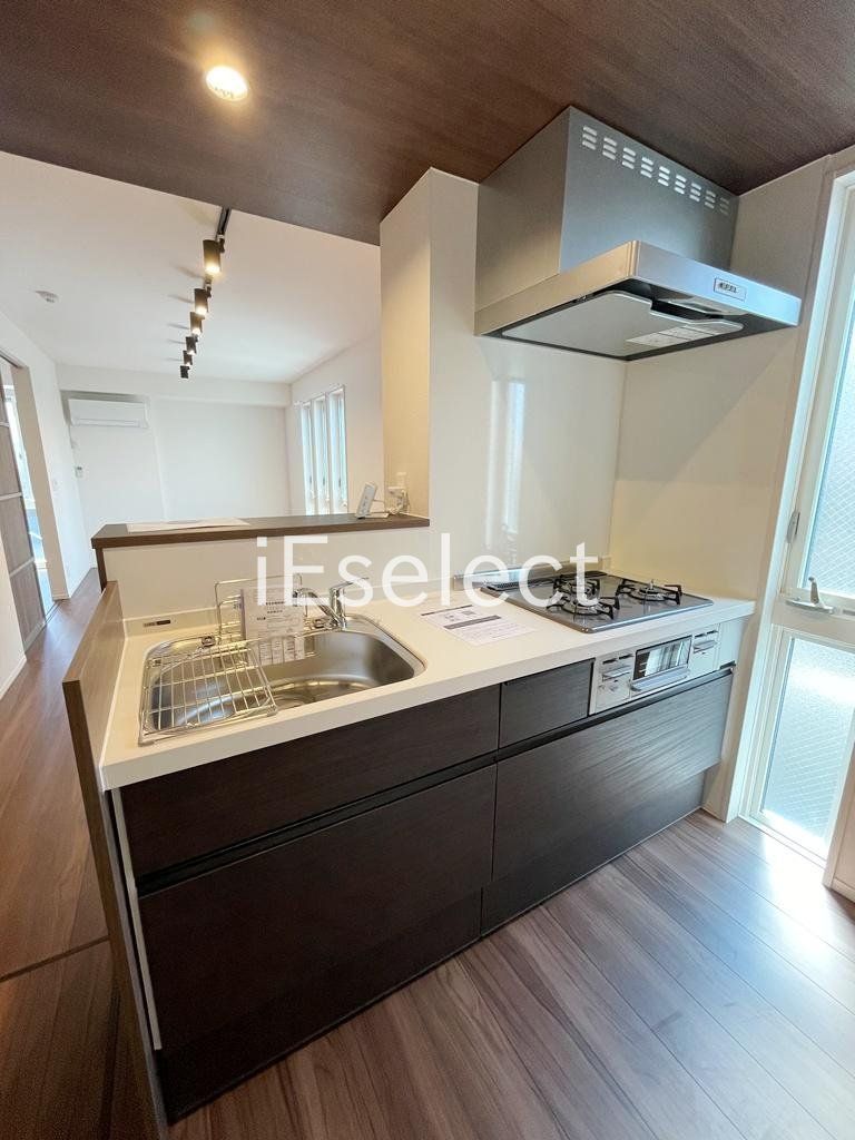 キッチン　ビルトインコンロのシステムキッチンでお料理快適?