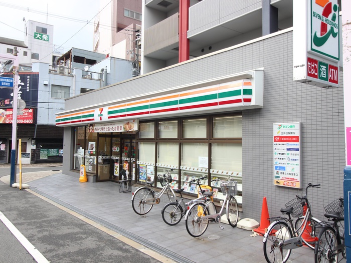 コンビニ　セブンイレブンJR長居駅前店（コンビニ）まで170m