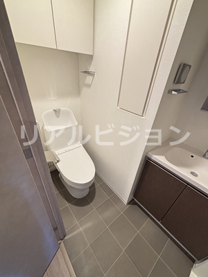 トイレ　同タイプ参考写真