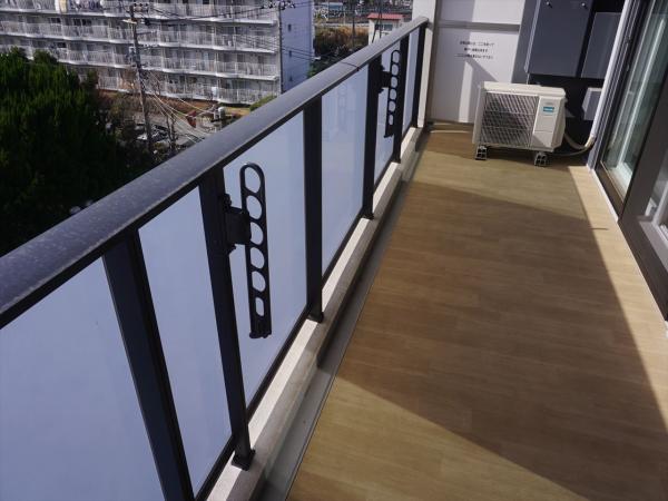 バルコニー　バルコニー（テラス）