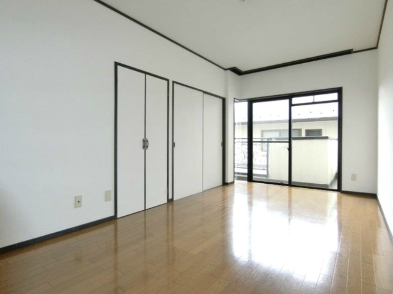 居室・リビング　図面と現状に相違がある場合には現状を優先．．．